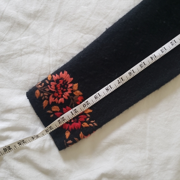 Pure Wool Floral Embroidered Cardigan - Picture 4 of 8